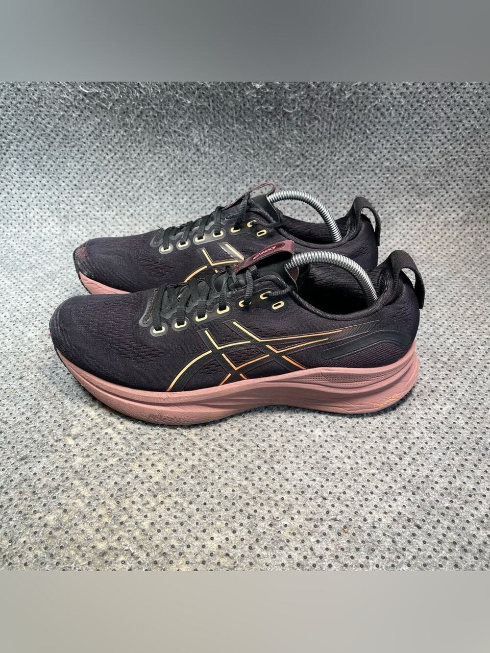ASICS Gel-Kayano 32 Running Shoes Size 11 Women’s